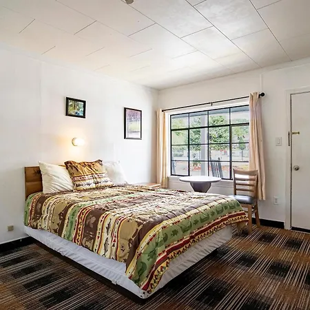 Lloyd'S On The River Country Inn By Oyo Bryson City Esterno foto