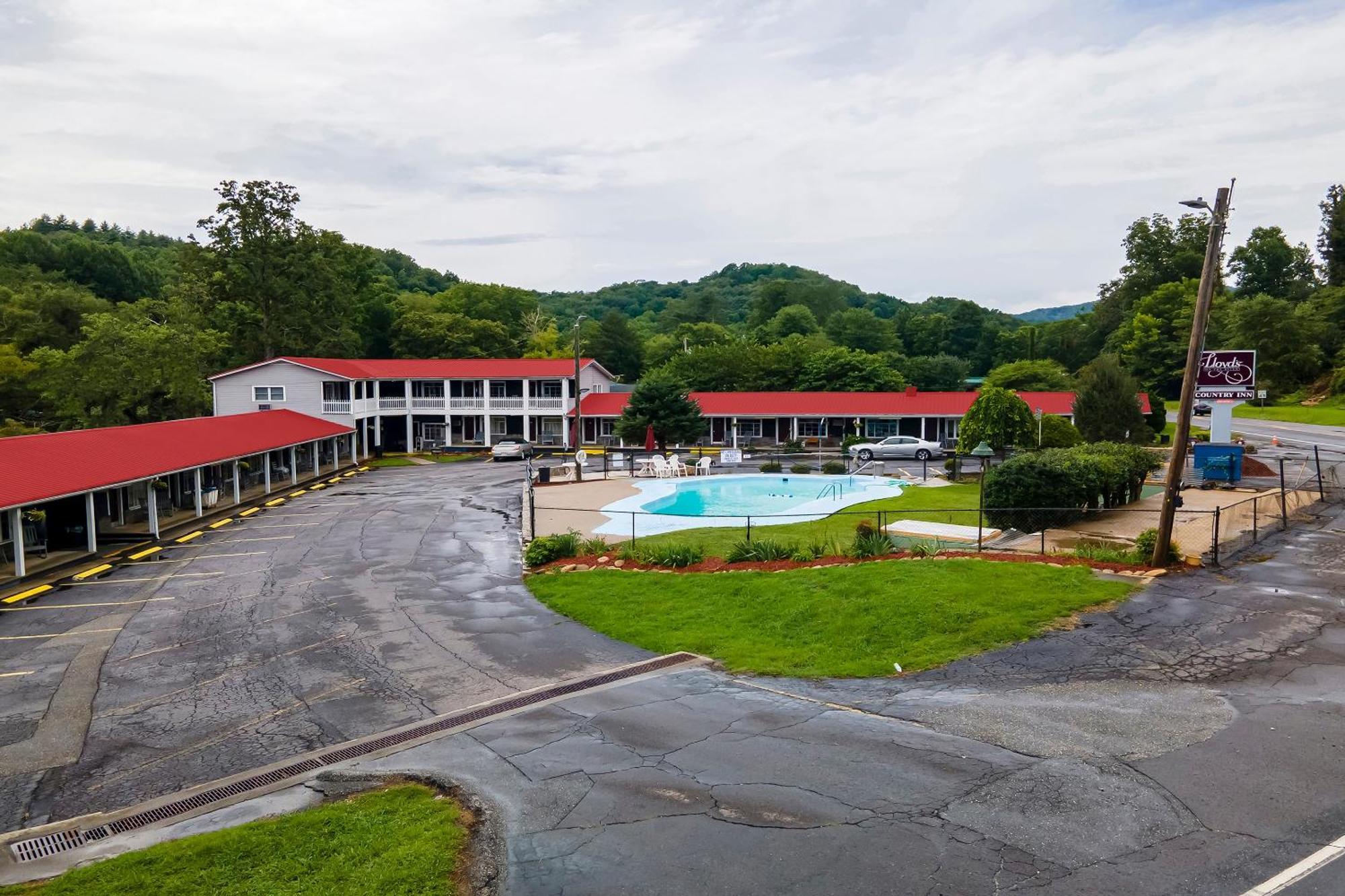 Lloyd's On The River Country By Oyo 2* Bryson City